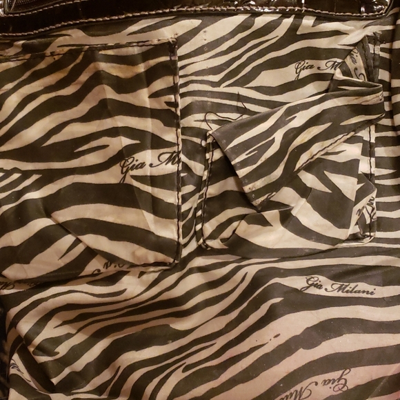 Gia Milani Bag  💖 - Picture 3 of 7